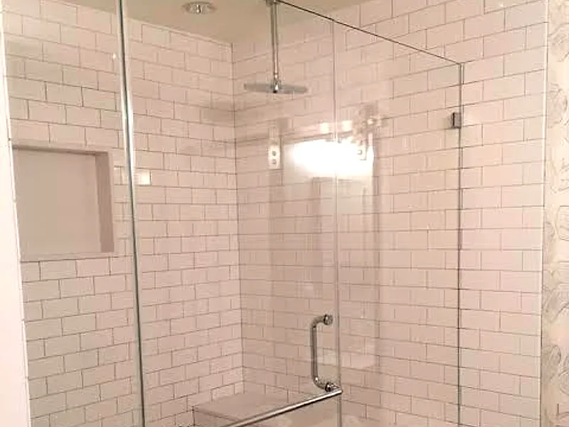 Shower Screens & Glass project 4